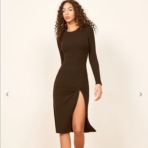 Reformation Piazza long sleeve slit dress S